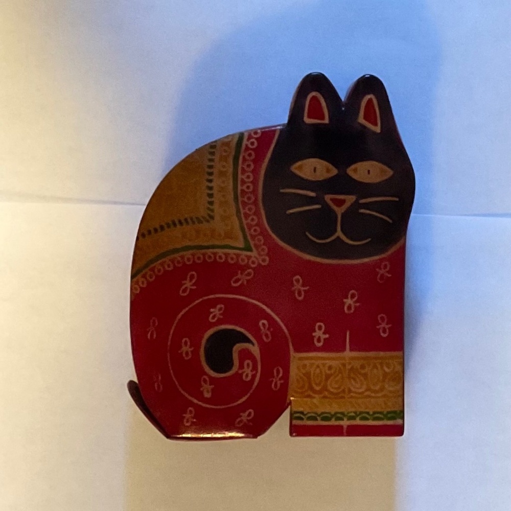 Peruvian cat coin bank